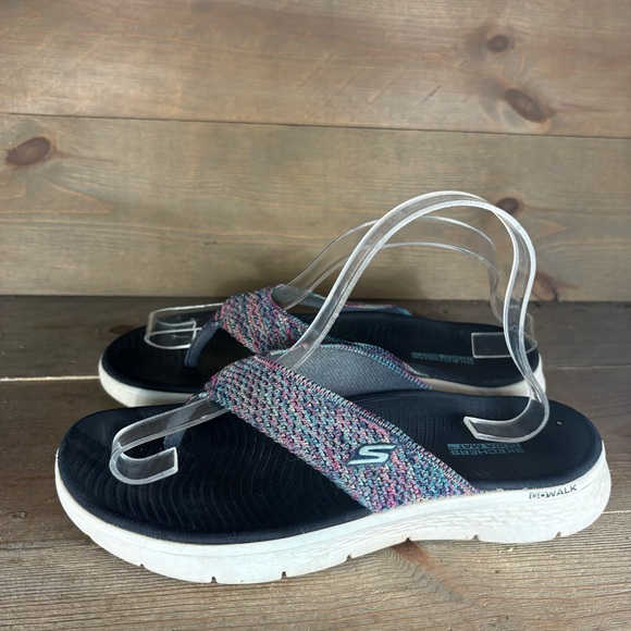 skechers on the go womens size 8 shoes multicolor slip on thong flip flop sandal - Picture 1 of 8